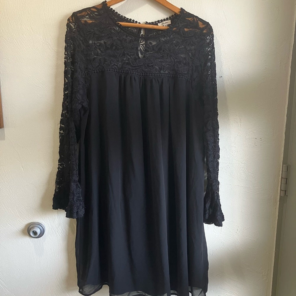 🍸 Adorable Black Lacy Dress 🪄